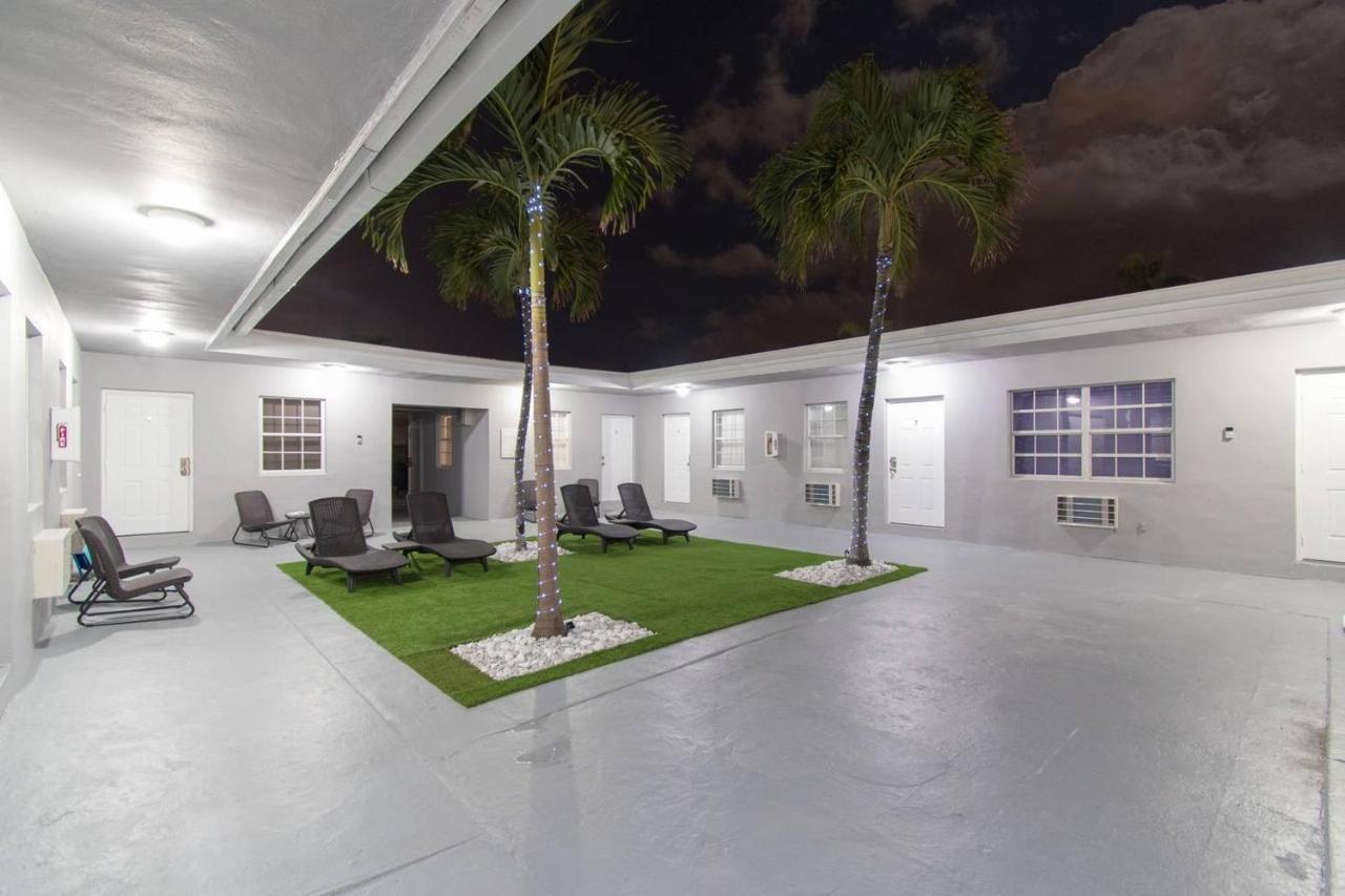 Newly Renovated 1 Bedroom Apt Designer Unit # 3 Dania Beach Exterior foto